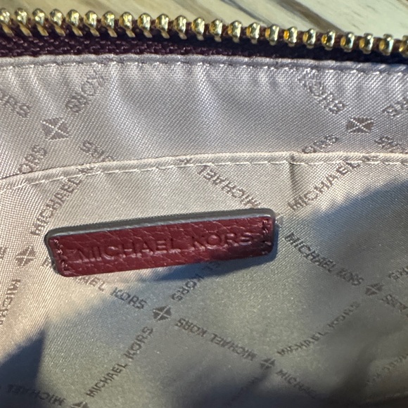 Michael Kors Jet Set Travel Large Pebbled Leather Wristlet Pouch Burgundy - Picture 6 of 9